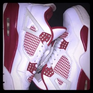 Jordan 4s